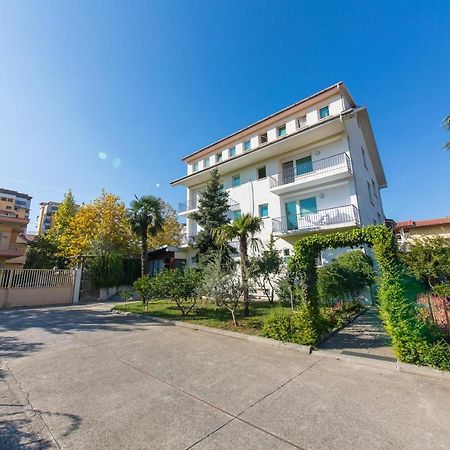Hotel Heritage Tirana Exterior photo