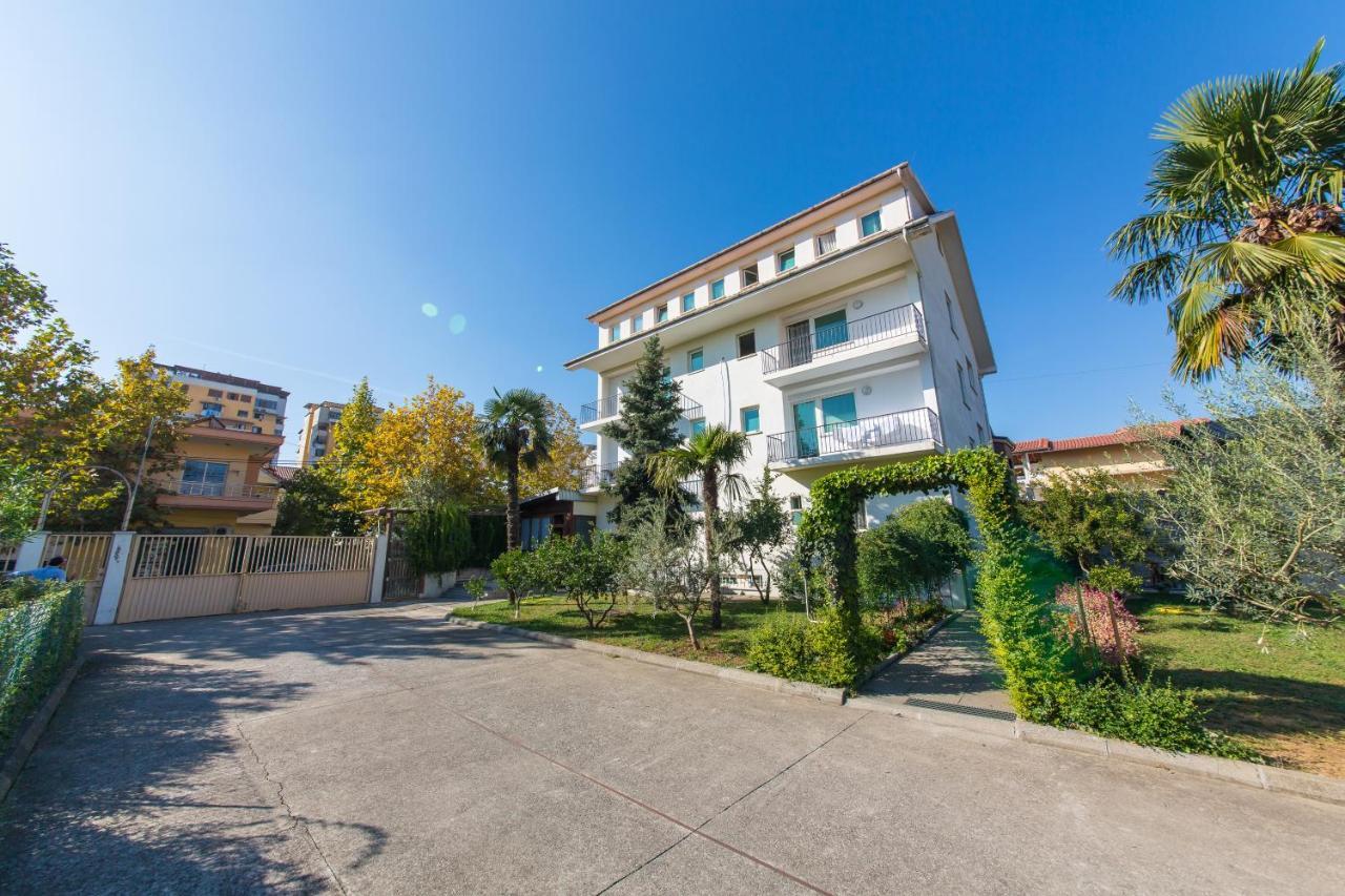 Hotel Heritage Tirana Exterior photo