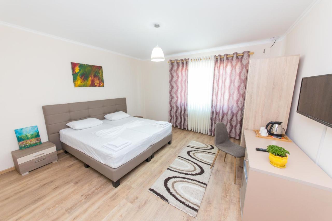 Hotel Heritage Tirana Exterior photo